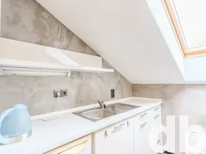 Pronájem kanceláře, Cheb, 26. dubna, 190 m2