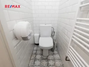 Pronájem obchodního prostoru, Praha - Žižkov, Husitská, 120 m2