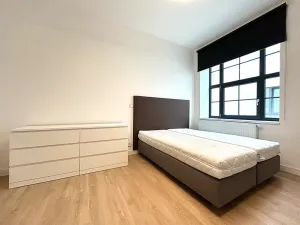 Pronájem bytu 1+kk, Praha - Vysočany, Poděbradská, 28 m2