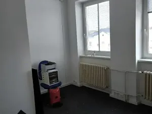 Pronájem kanceláře, Karlovy Vary, Západní, 11 m2