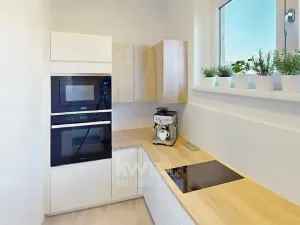 Pronájem atypického bytu, Praha - Vokovice, Na dlouhém lánu, 73 m2