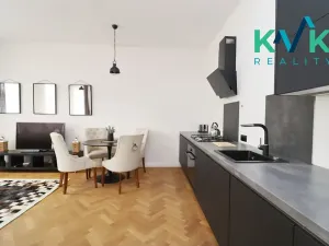 Prodej bytu 1+kk, Karlovy Vary, Sadová, 50 m2