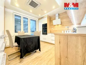 Prodej bytu 3+1, Ostrava - Zábřeh, Petruškova, 70 m2