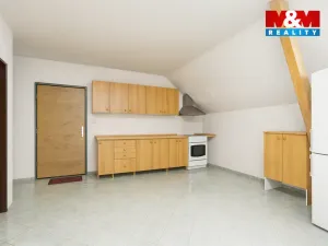 Prodej bytu 4+1, České Velenice, třída Čsl. legií, 121 m2