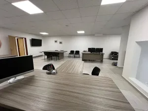 Prodej kanceláře, Karlovy Vary, Spálená, 92 m2