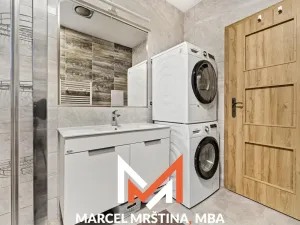 Prodej bytu 2+kk, Náchod, Ruská, 52 m2