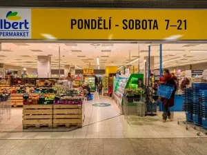 Pronájem kanceláře, Praha - Michle, Želetavská, 1000 m2