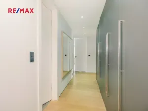 Prodej atypického bytu, Pardubice, Nerudova, 160 m2