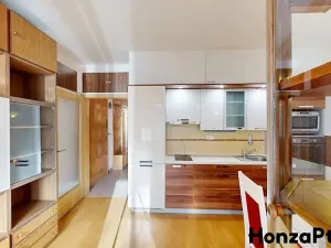 Prodej bytu 1+kk, Praha - Záběhlice, Podle náhonu, 49 m2