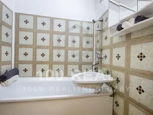 Pronájem bytu 2+1, Hradec Králové, Brožíkova, 55 m2