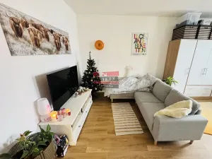 Pronájem bytu 2+kk, Tábor, Čsl. armády, 37 m2