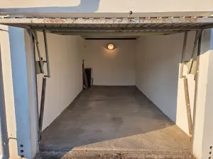 Prodej garáže, Hradec Králové, U Mostku, 17 m2