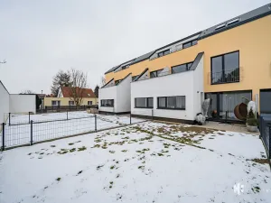 Prodej podílu bytu 3+kk, Přezletice, Zahradní, 148 m2