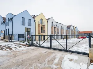 Prodej podílu bytu 3+kk, Přezletice, Zahradní, 148 m2