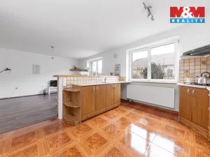 Prodej rodinného domu, Ivaň, 353 m2