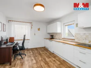 Prodej rodinného domu, Hrob, Horní, 149 m2