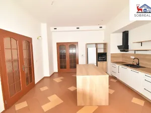 Pronájem bytu 4+1, Teplice, Masarykova třída, 172 m2