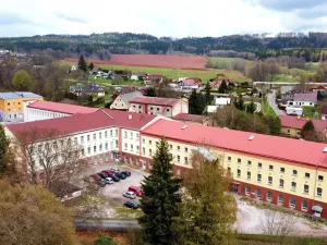 Pronájem skladu, Trutnov, Tovární, 2727 m2