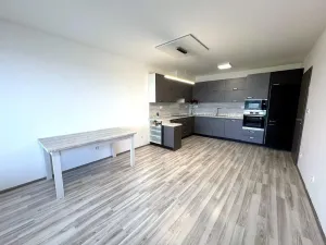 Pronájem bytu 2+kk, Rajhrad, Masarykova, 68 m2