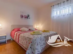 Prodej vícegeneračního domu, Medulin, Chorvatsko, Pošesi, 150 m2