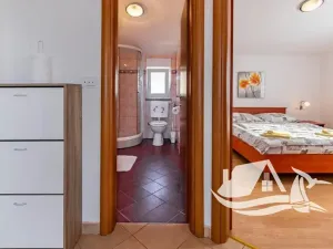 Prodej vícegeneračního domu, Medulin, Chorvatsko, Pošesi, 150 m2