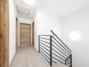 Pronájem rodinného domu, Zlonín, Lísková, 192 m2