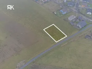 Prodej pozemku pro bydlení, Uhersko, 944 m2