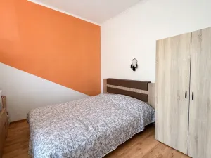 Pronájem bytu 3+1, Karlovy Vary, Lad. Koubka, 70 m2