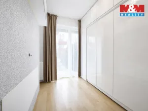 Prodej bytu 1+kk, Praha - Pitkovice, Penízovková, 37 m2