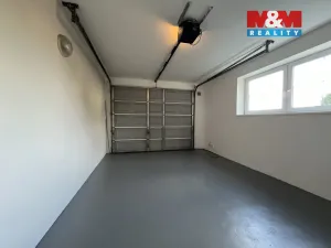 Prodej rodinného domu, Panenské Břežany, Vilová, 200 m2