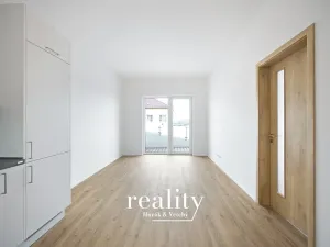 Pronájem bytu 3+kk, Brno, Komárovská, 66 m2