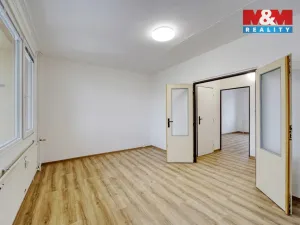 Pronájem bytu 4+1, Plzeň - Bolevec, Tachovská, 84 m2