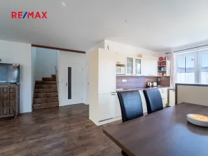 Prodej rodinného domu, Měchenice, Na Vyhlídce, 246 m2