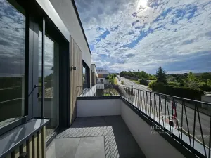 Pronájem bytu 1+kk, Praha - Velká Chuchle, Na hvězdárně, 35 m2