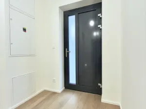 Prodej bytu 2+kk, Praha - Hlubočepy, U náhonu, 55 m2