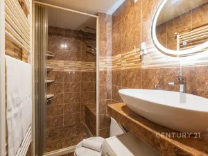 Prodej rodinného domu, Vroutek, Na Hůrce, 140 m2