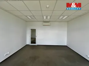 Pronájem kanceláře, Nupaky, Komerční, 100 m2