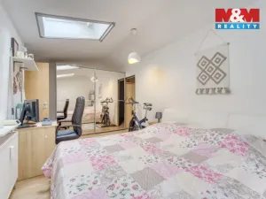 Prodej bytu 3+kk, Šestajovice, Komenského, 78 m2