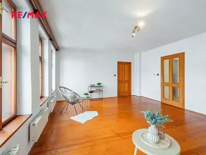 Prodej bytu 4+1, Jindřichův Hradec, Miřiovského, 140 m2