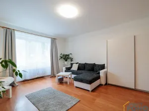 Pronájem bytu 2+1, Praha - Žižkov, Biskupcova, 69 m2
