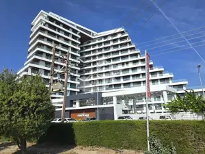 Prodej bytu 2+kk, Trikomo, Kypr, 52 m2