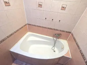 Pronájem bytu 3+1, Ústí nad Labem, Ježkova, 84 m2