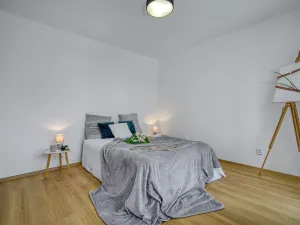 Pronájem bytu 3+1, Děčín - Děčín III-Staré Město, Příčná, 69 m2