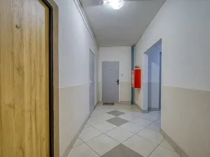 Pronájem bytu 3+1, Děčín - Děčín III-Staré Město, Příčná, 69 m2