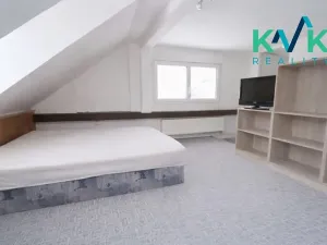 Prodej bytu 3+1, Karlovy Vary, Divadelní, 110 m2