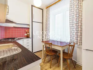 Pronájem bytu 2+1, Praha - Suchdol, Kamýcká, 56 m2