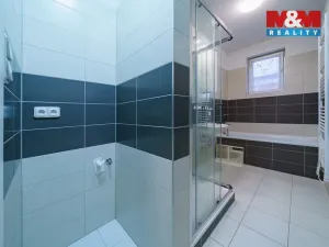 Pronájem bytu 3+kk, Cheb, Dukelská, 90 m2