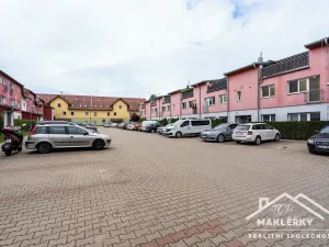 Prodej bytu 2+kk, Břežany II, 56 m2