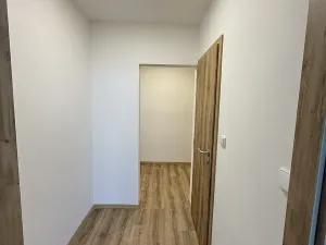 Pronájem bytu 4+1, Liberec, Dobiášova, 104 m2