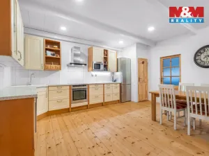 Prodej rodinného domu, Velvary, Pražská, 218 m2